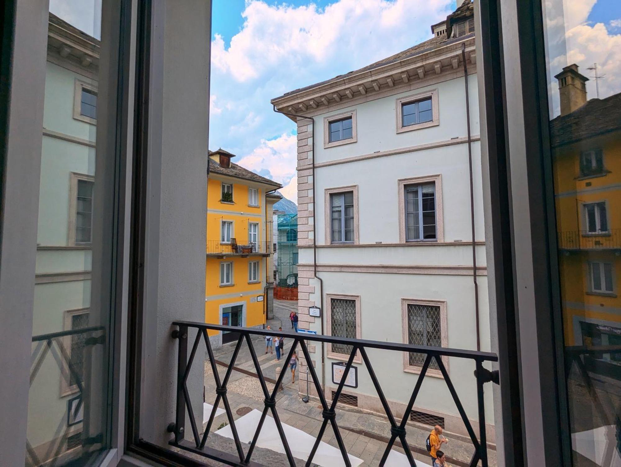 Casa Degli Osci Apartment Domodossola Luaran gambar